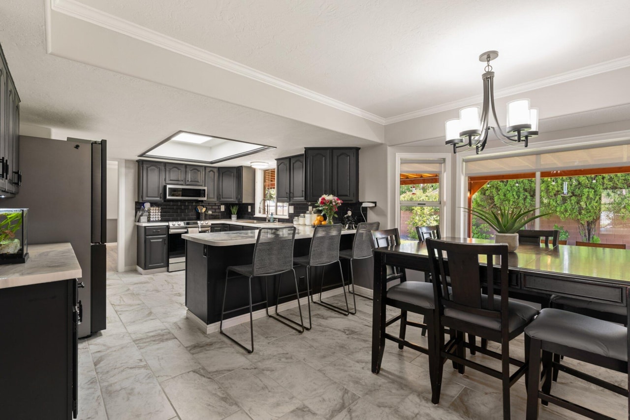 1314 St James LN St George, UT 84770 home for sale, MLS#25-267006 - Erika Rogers Photo 10