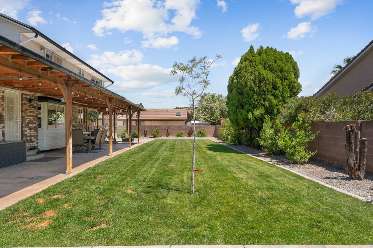 1314 St James LN St George, UT 84770 home for sale, MLS#25-267006 - Erika Rogers Photo 58