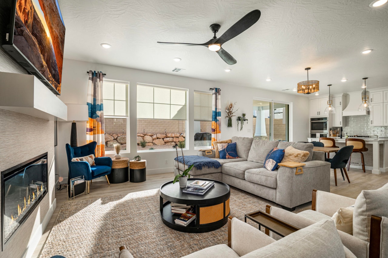 649 W Canyon Pine St George, UT 84790 home for sale, MLS#26-267703 - Erika Rogers Photo 7