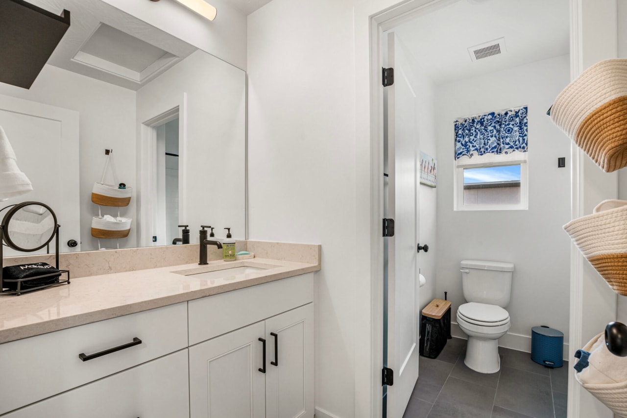 649 W Canyon Pine St George, UT 84790 home for sale, MLS#26-267703 - Erika Rogers Photo 23