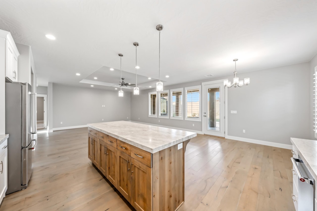 1434 W Shinnecock DR St George, UT 84770 home for sale, MLS#25-267718 - Erika Rogers Photo 7