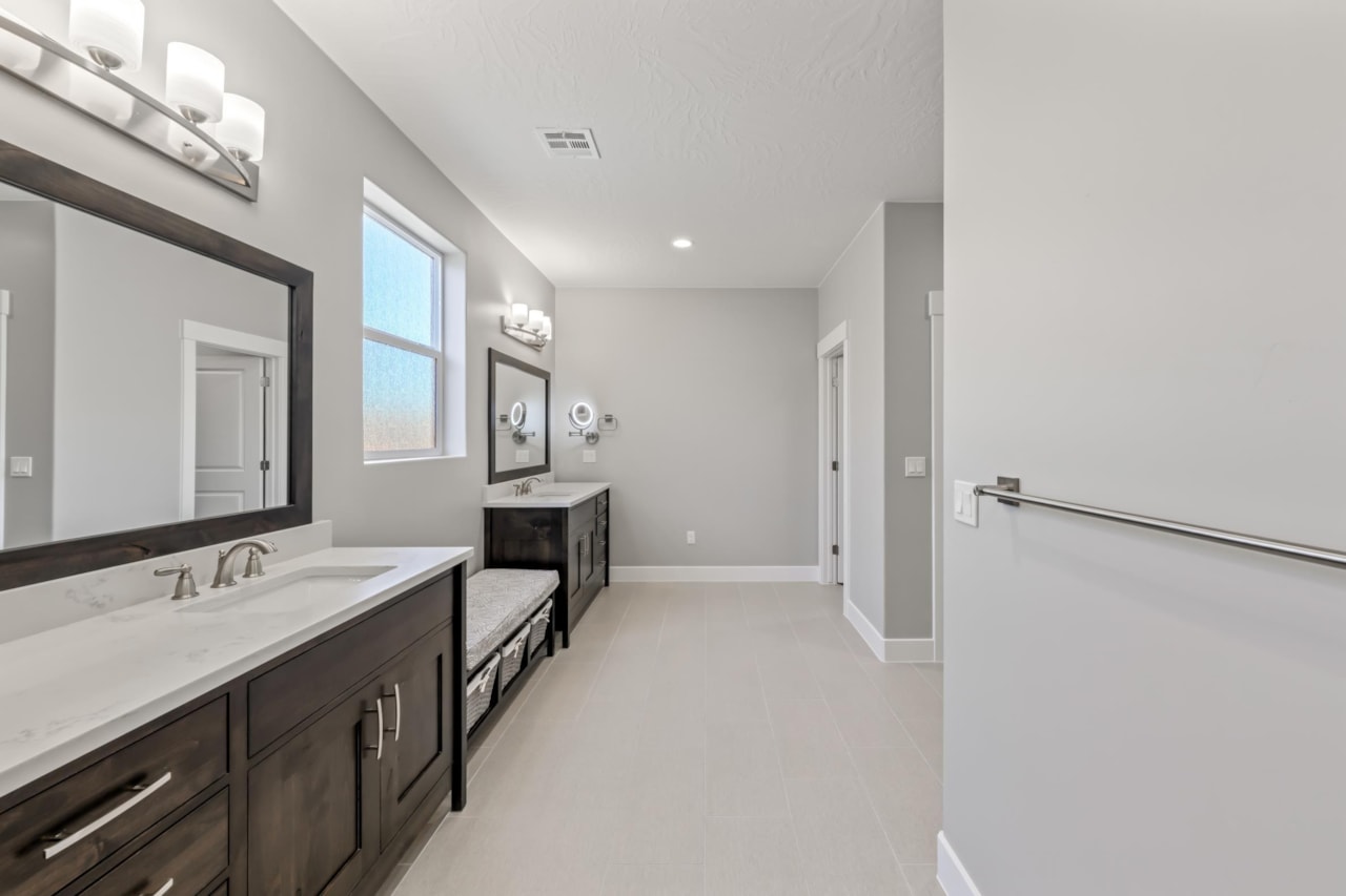 1434 W Shinnecock DR St George, UT 84770 home for sale, MLS#25-267718 - Erika Rogers Photo 16