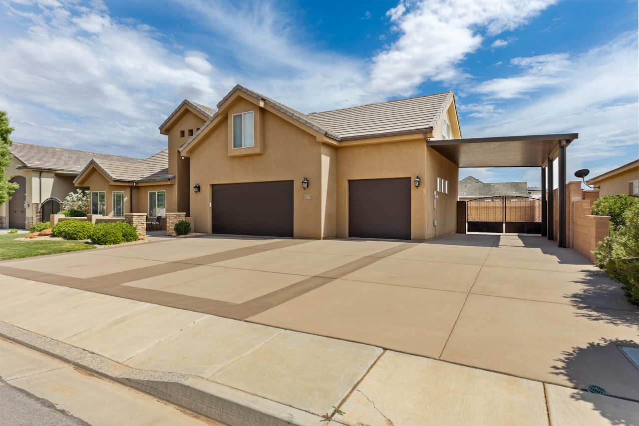 4323 W 2650 S CIR Hurricane, UT 84737 home for sale, MLS#25-263005 - Erika Rogers Photo 37