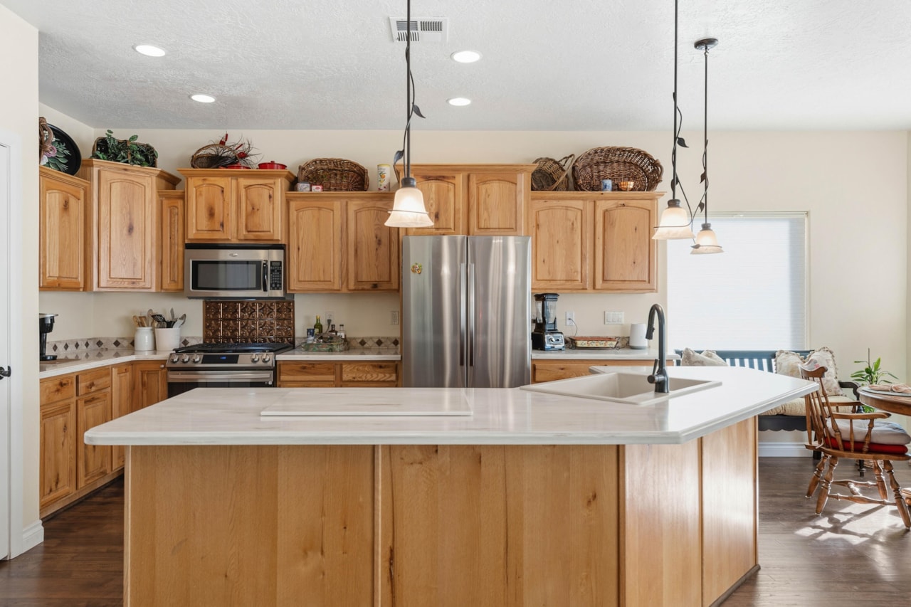 201 W Lake LN Toquerville, UT 84774 home for sale, MLS#25-267723 - Erika Rogers Photo 13