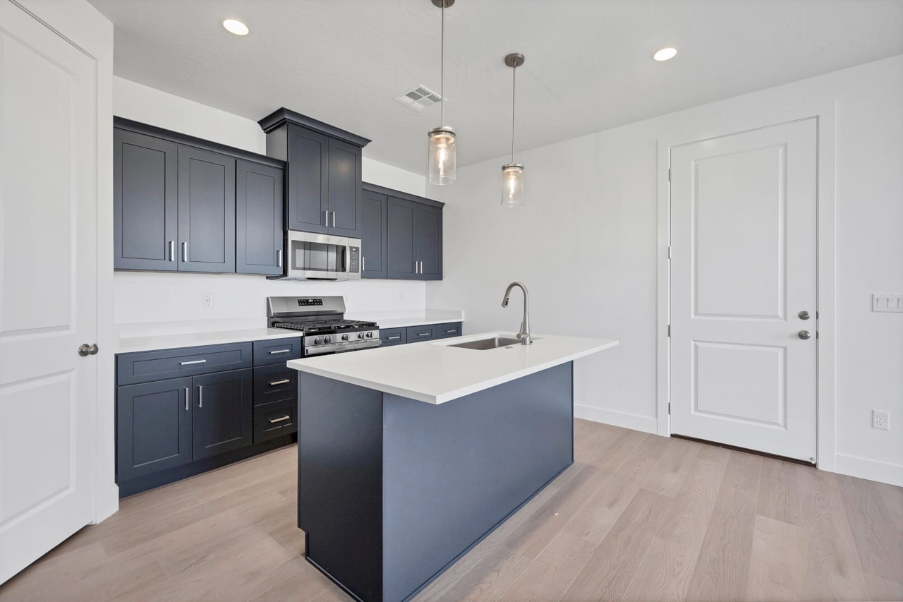 3685 S Brisbane CT St George, UT 84790 home for sale, MLS#26-267785 - Erika Rogers Photo 10