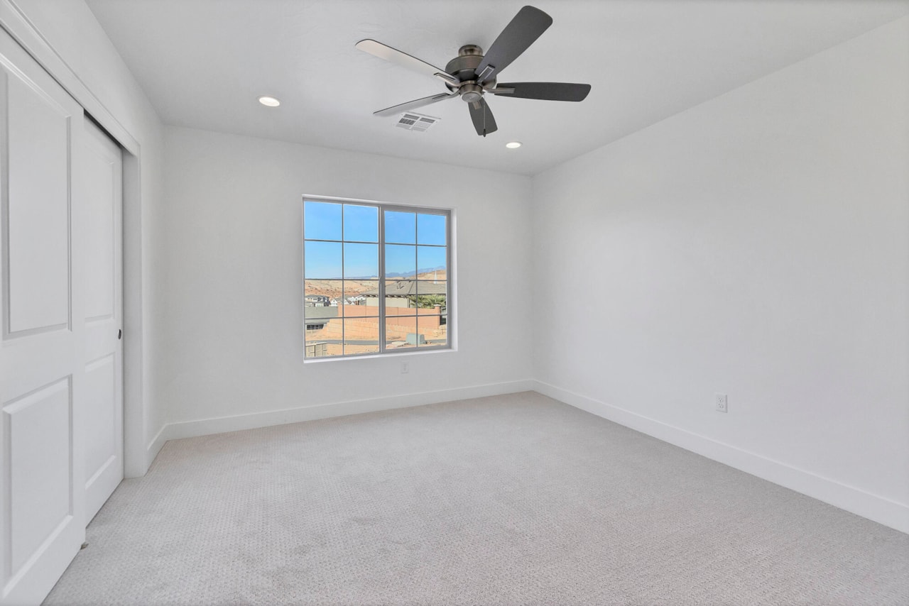 3685 S Brisbane CT St George, UT 84790 home for sale, MLS#26-267785 - Erika Rogers Photo 23