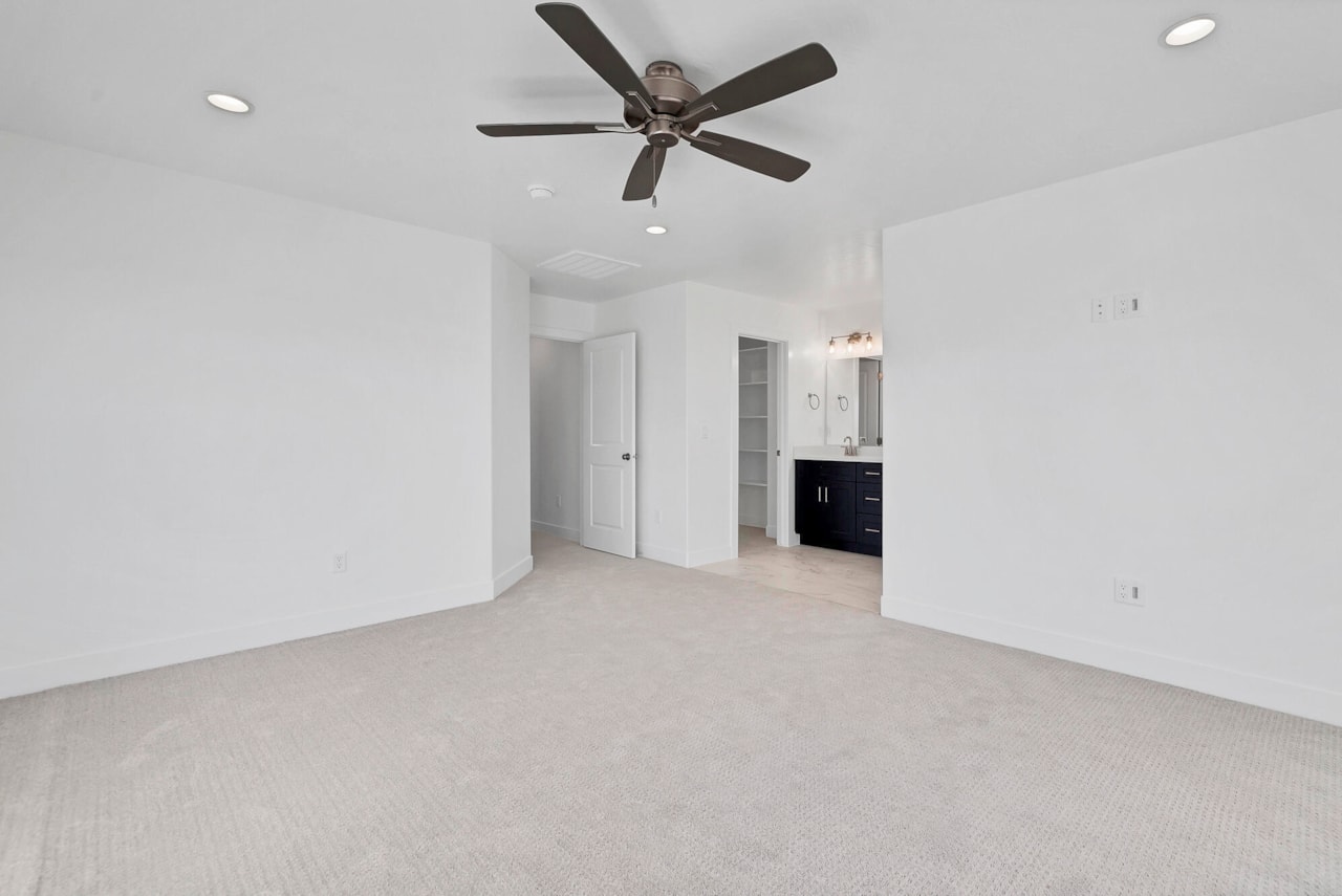 3685 S Brisbane CT St George, UT 84790 home for sale, MLS#26-267785 - Erika Rogers Photo 26