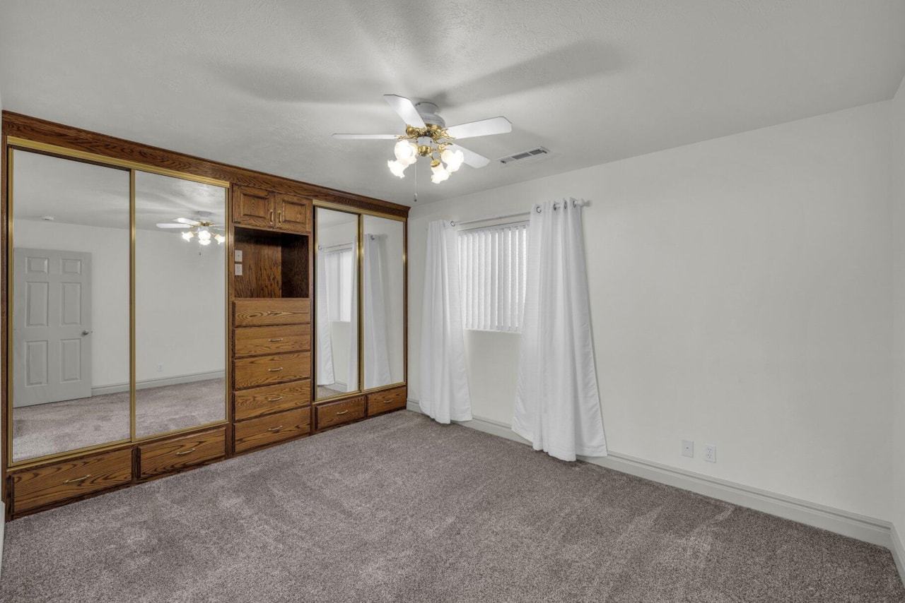 1050 W Red Hills Parkway #41 Washington, UT 84780 home for sale, MLS#26-267787 - Erika Rogers Photo 7