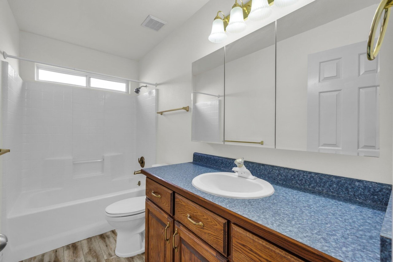 1050 W Red Hills Parkway #41 Washington, UT 84780 home for sale, MLS#26-267787 - Erika Rogers Photo 9