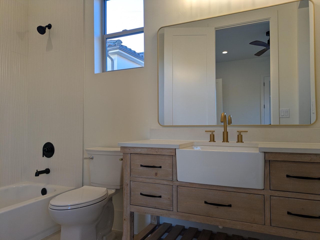 2915 E Chapman CIR Washington, UT 84780 home for sale, MLS#26-267768 - Erika Rogers Photo 13