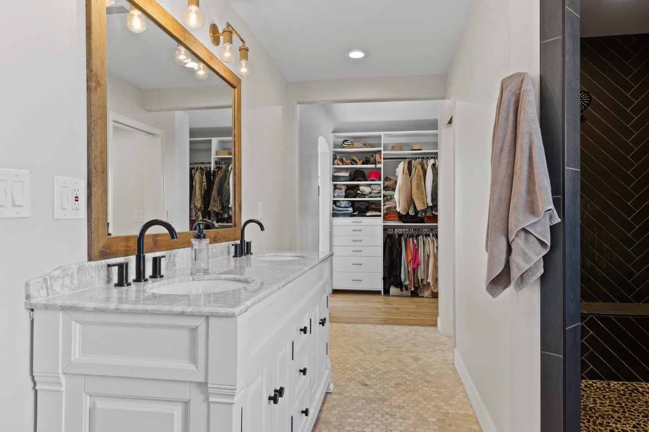 8333 N Sapphire DR St George, UT 84770 home for sale, MLS#25-266491 - Erika Rogers Photo 34