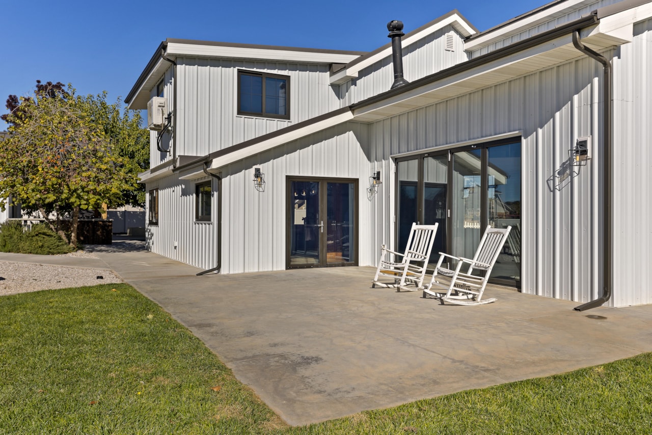 8333 N Sapphire DR St George, UT 84770 home for sale, MLS#25-266491 - Erika Rogers Photo 36