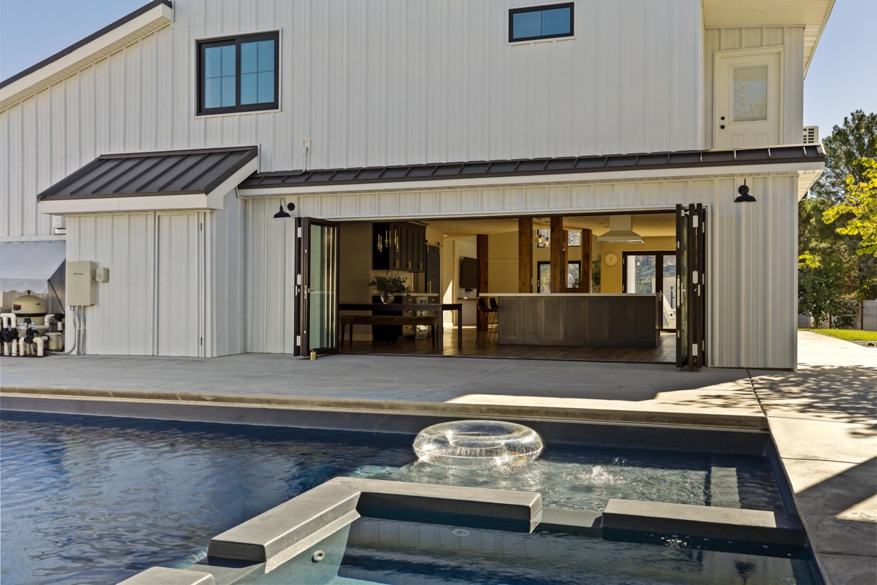 8333 N Sapphire DR St George, UT 84770 home for sale, MLS#25-266491 - Erika Rogers Photo 40