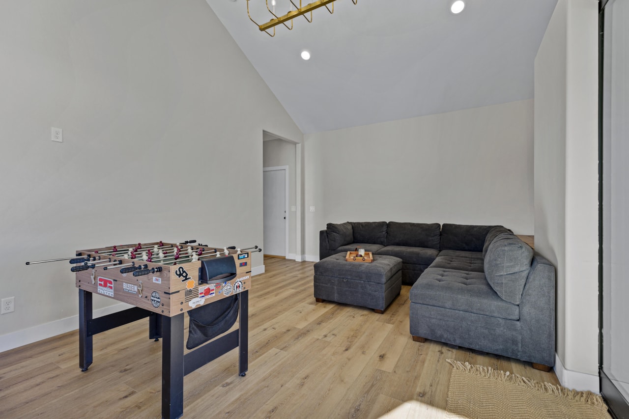 8333 N Sapphire DR St George, UT 84770 home for sale, MLS#25-266491 - Erika Rogers Photo 46