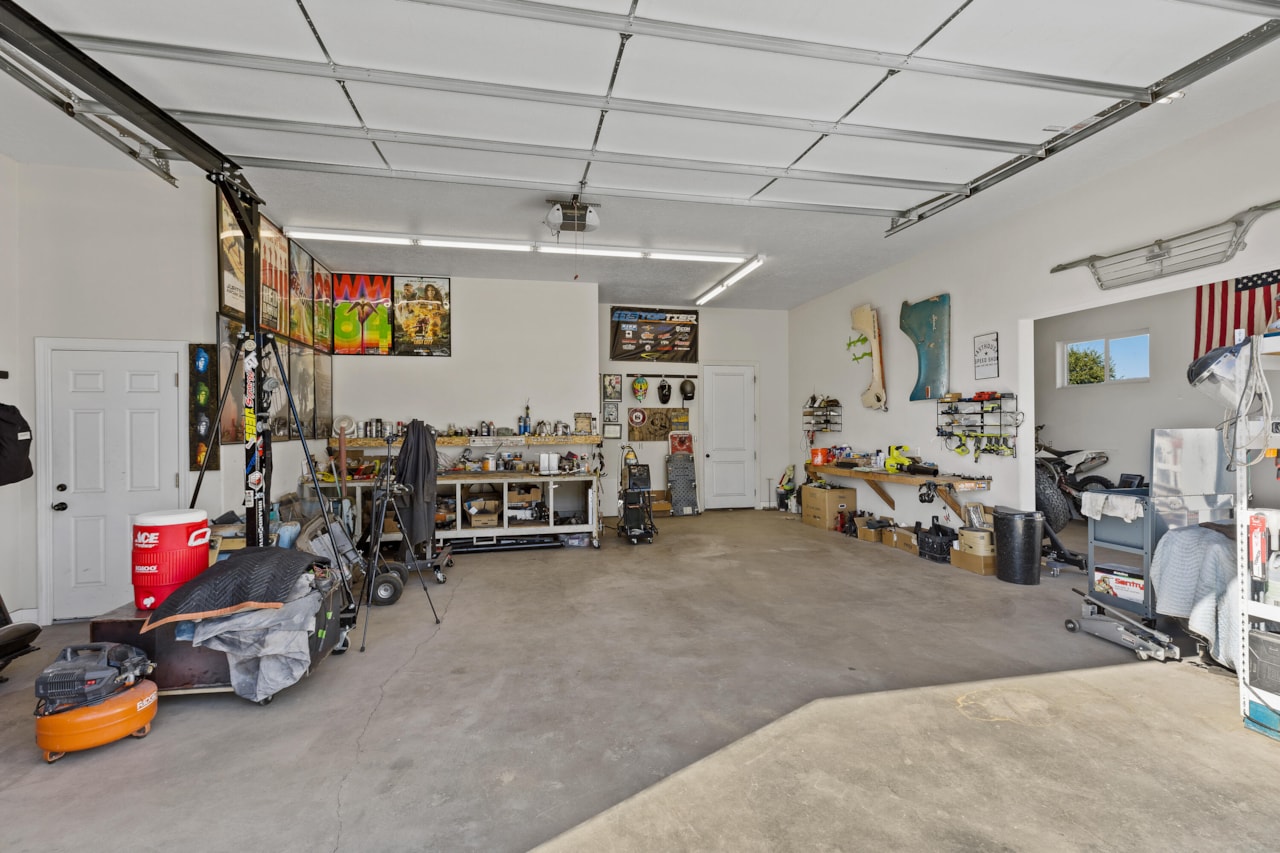 8333 N Sapphire DR St George, UT 84770 home for sale, MLS#25-266491 - Erika Rogers Photo 56