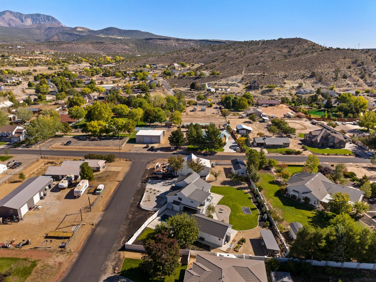 8333 N Sapphire DR St George, UT 84770 home for sale, MLS#25-266491 - Erika Rogers Photo 63