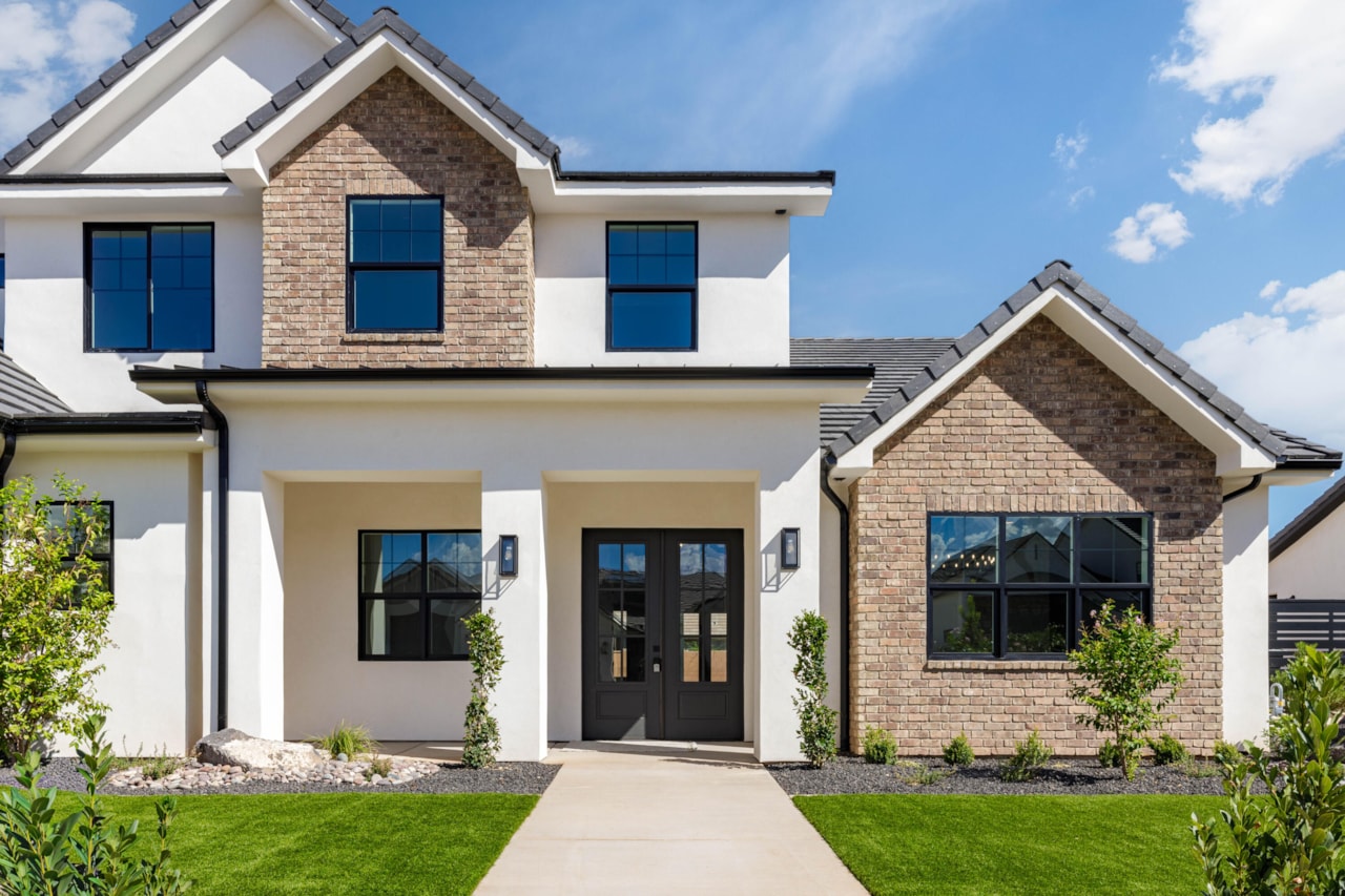 2181 E Tawny Ridge DR St George, UT 84790 home for sale, MLS#26-267752 - Erika Rogers Photo 9