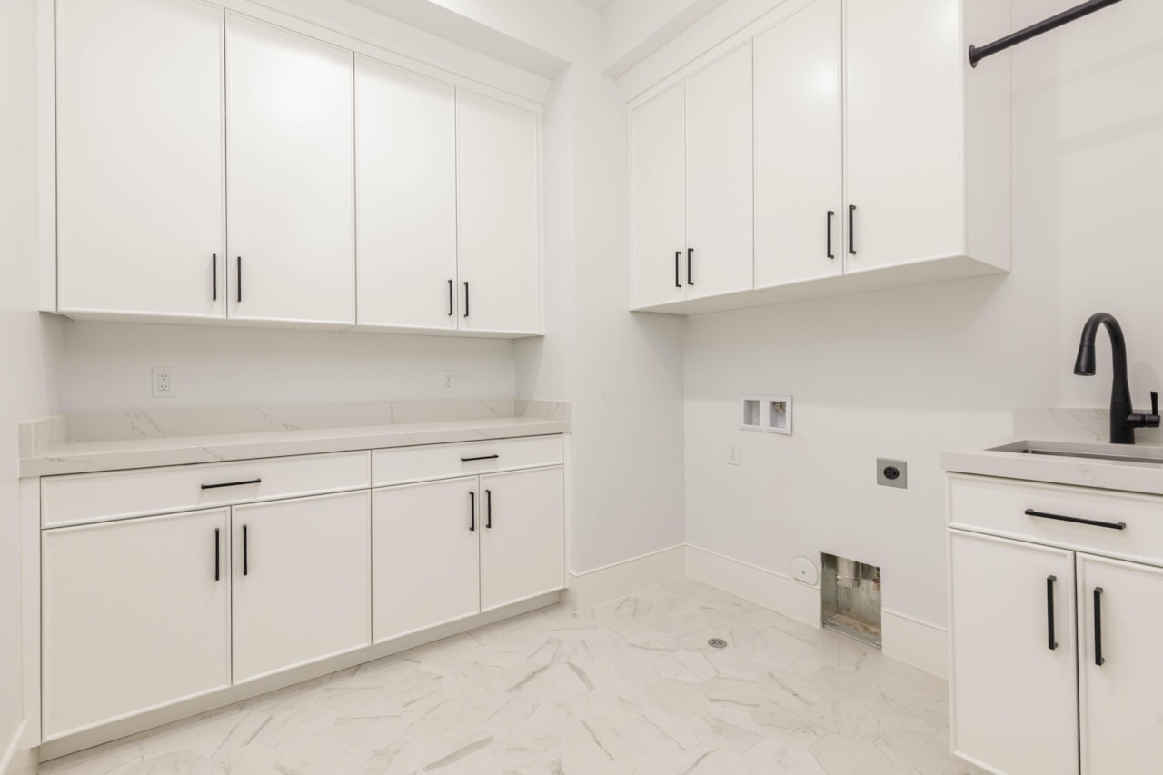 2181 E Tawny Ridge DR St George, UT 84790 home for sale, MLS#26-267752 - Erika Rogers Photo 27