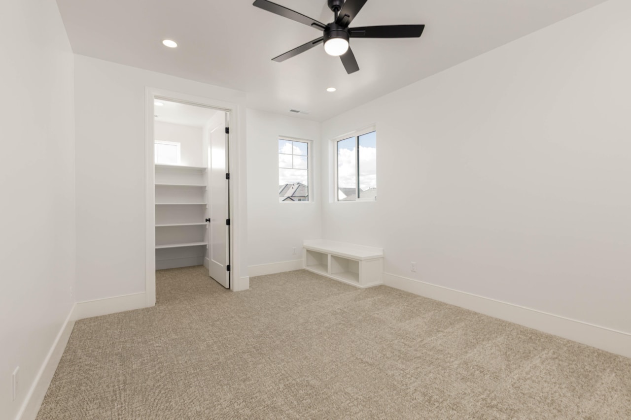 2181 E Tawny Ridge DR St George, UT 84790 home for sale, MLS#26-267752 - Erika Rogers Photo 39