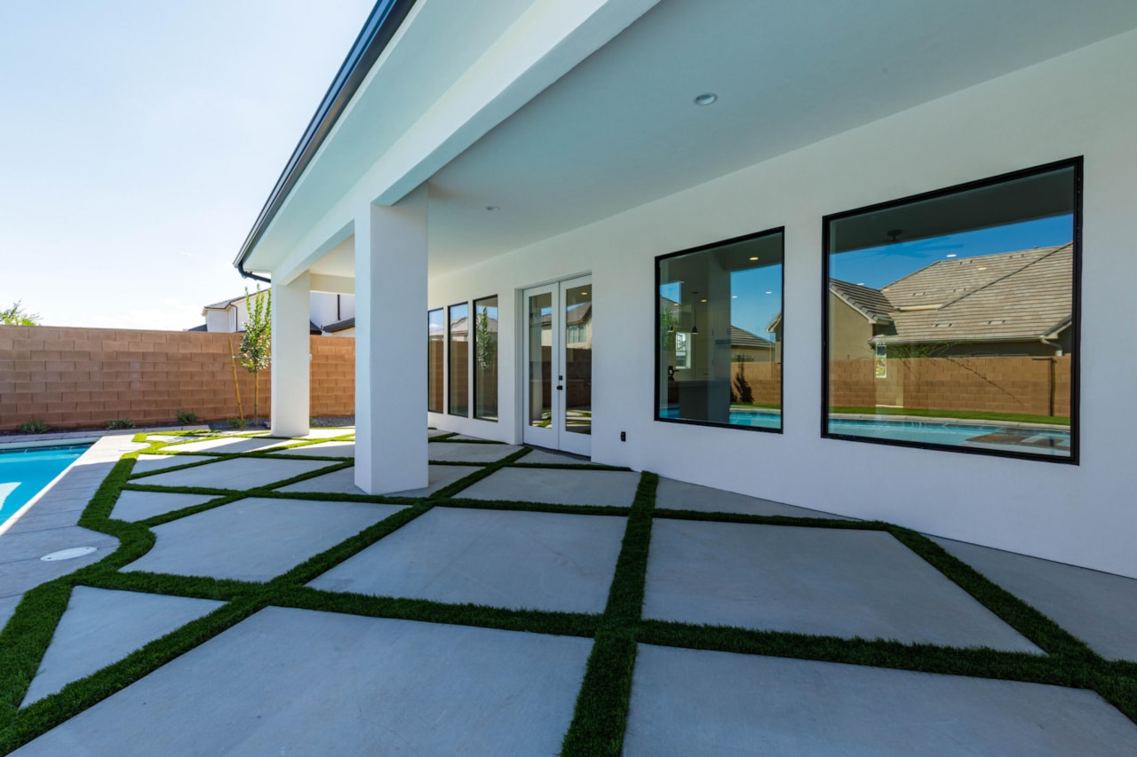 2181 E Tawny Ridge DR St George, UT 84790 home for sale, MLS#26-267752 - Erika Rogers Photo 45