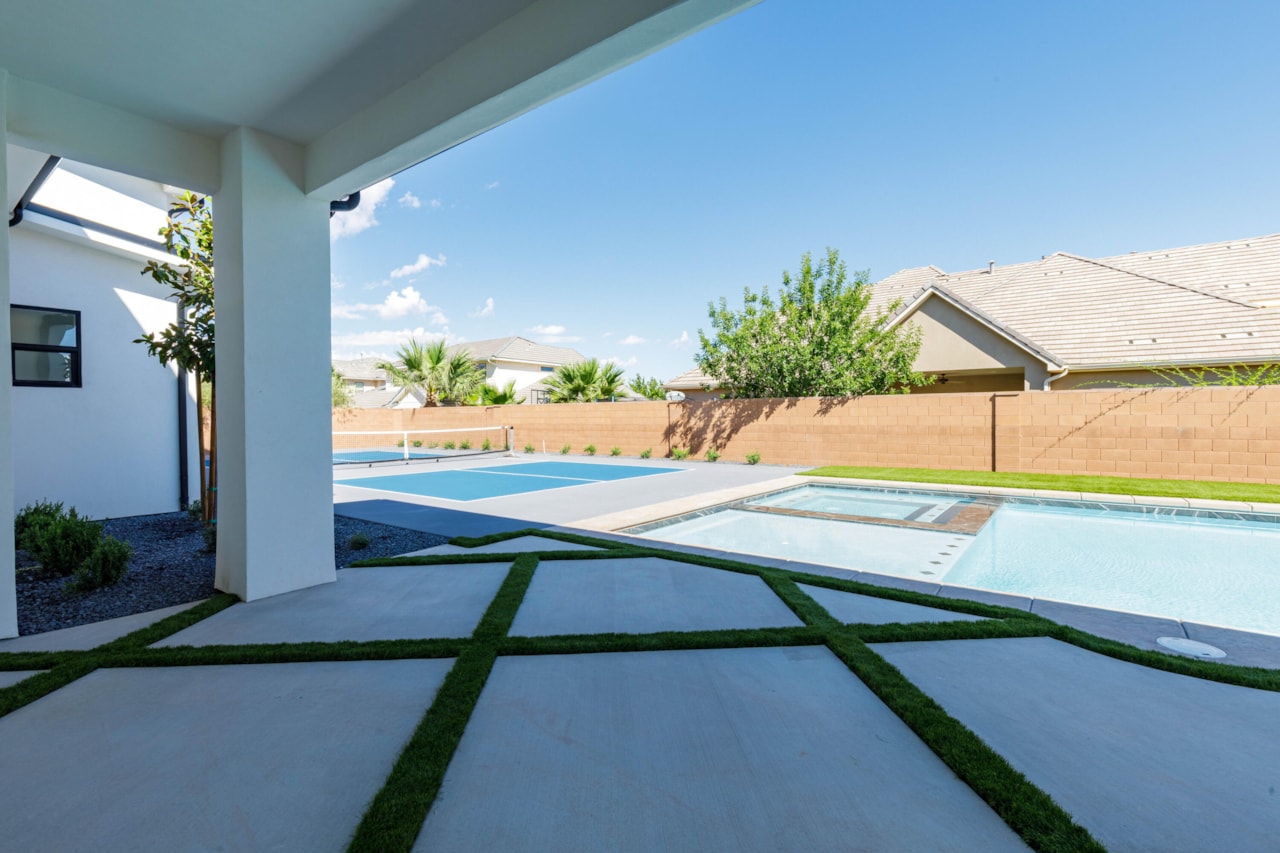 2181 E Tawny Ridge DR St George, UT 84790 home for sale, MLS#26-267752 - Erika Rogers Photo 46