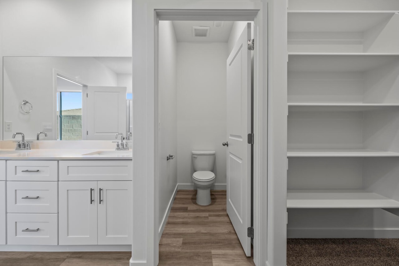 1901 S Queens Garden DR #4256 Washington, UT 84780 home for sale, MLS#26-267718 - Erika Rogers Photo 20