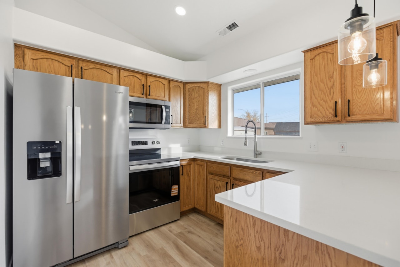 34 N Paradise Way St George, UT 84790 home for sale, MLS#26-267790 - Erika Rogers Photo 10