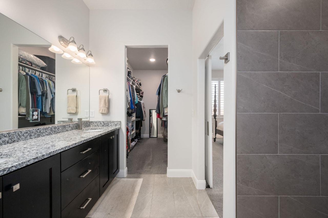 2961 E Beartrap Canyon DR Washington, UT 84780 home for sale, MLS#25-267726 - Erika Rogers Photo 14