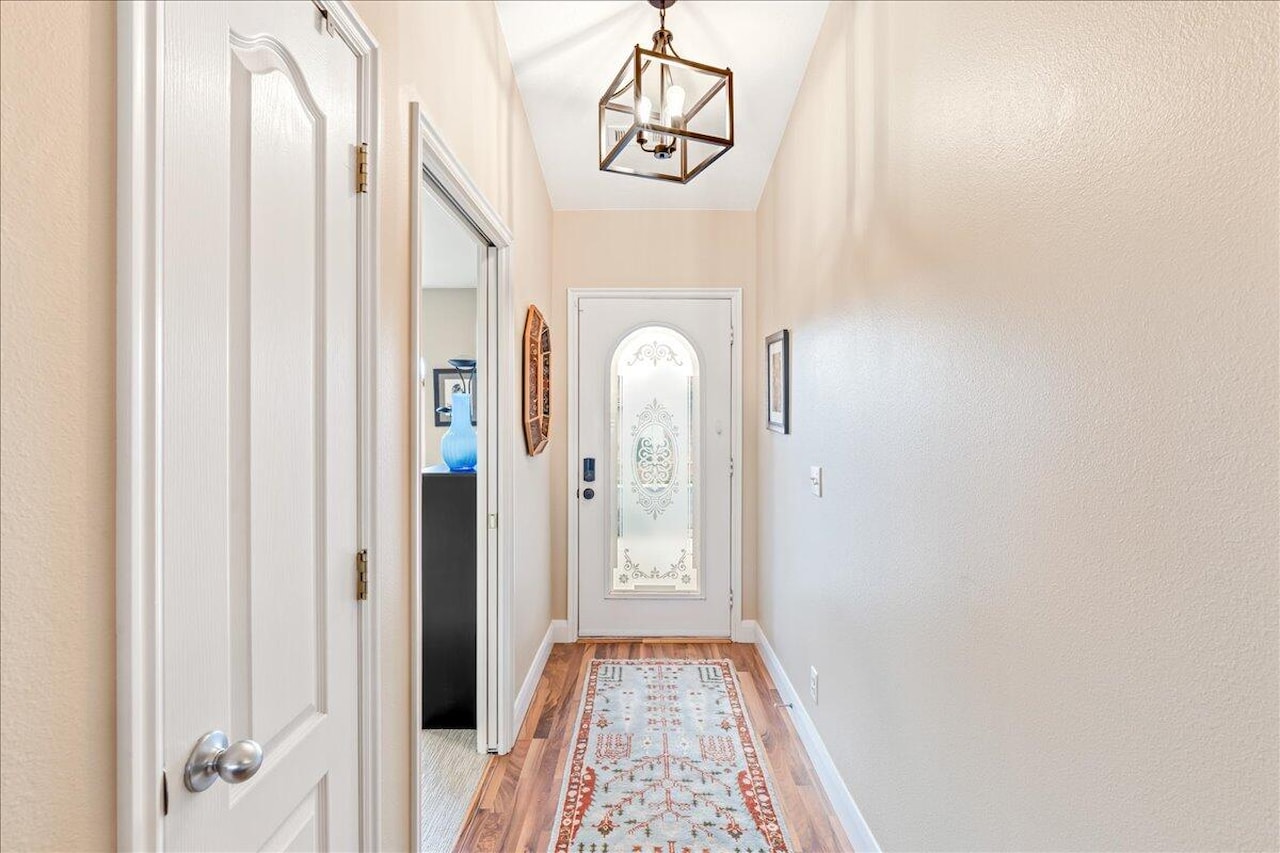 443 E Majestic DR Ivins, UT 84738 home for sale, MLS#26-267792 - Erika Rogers Photo 7