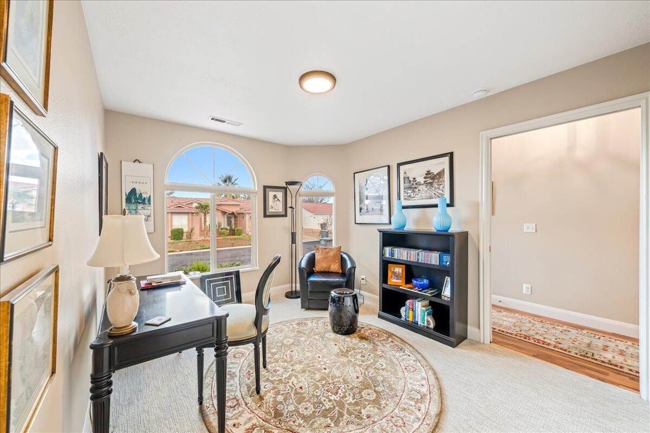 443 E Majestic DR Ivins, UT 84738 home for sale, MLS#26-267792 - Erika Rogers Photo 9