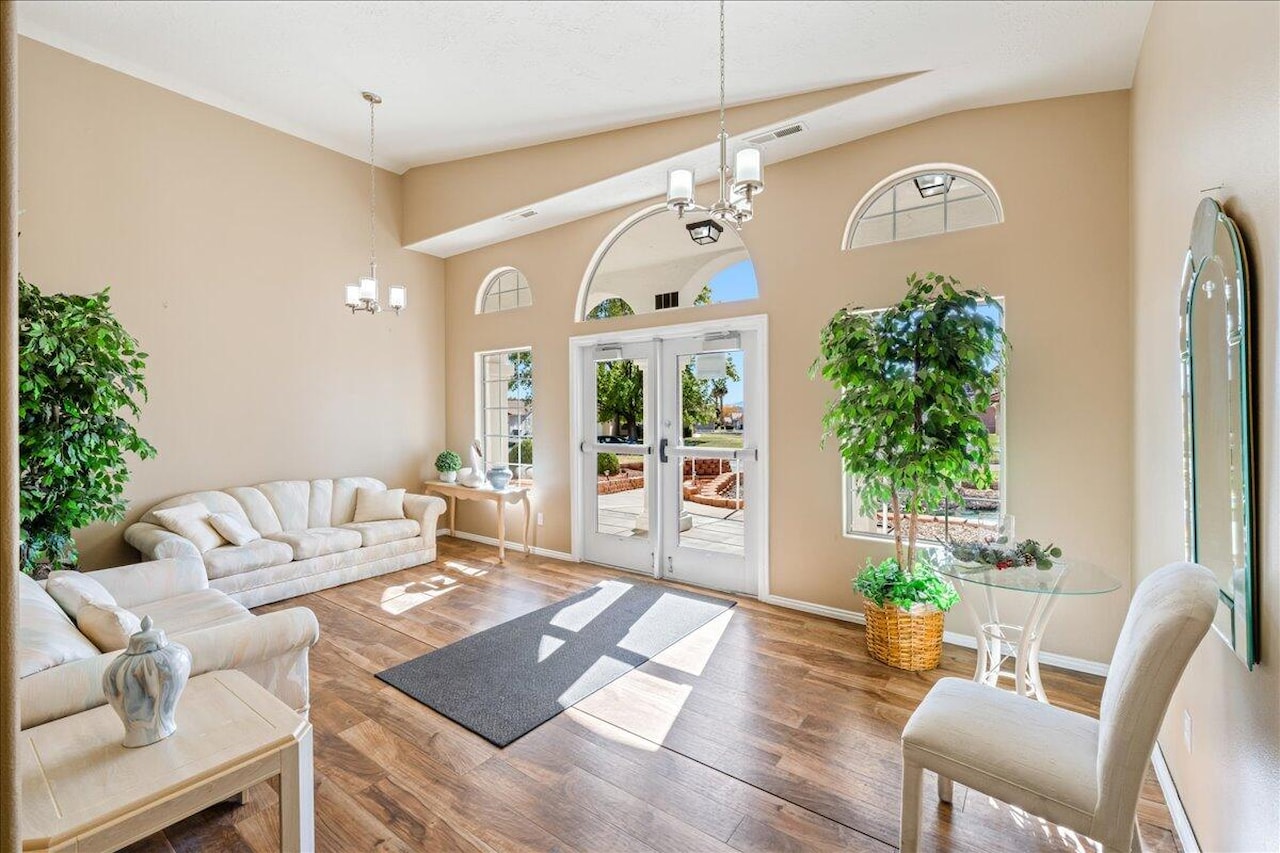 443 E Majestic DR Ivins, UT 84738 home for sale, MLS#26-267792 - Erika Rogers Photo 44