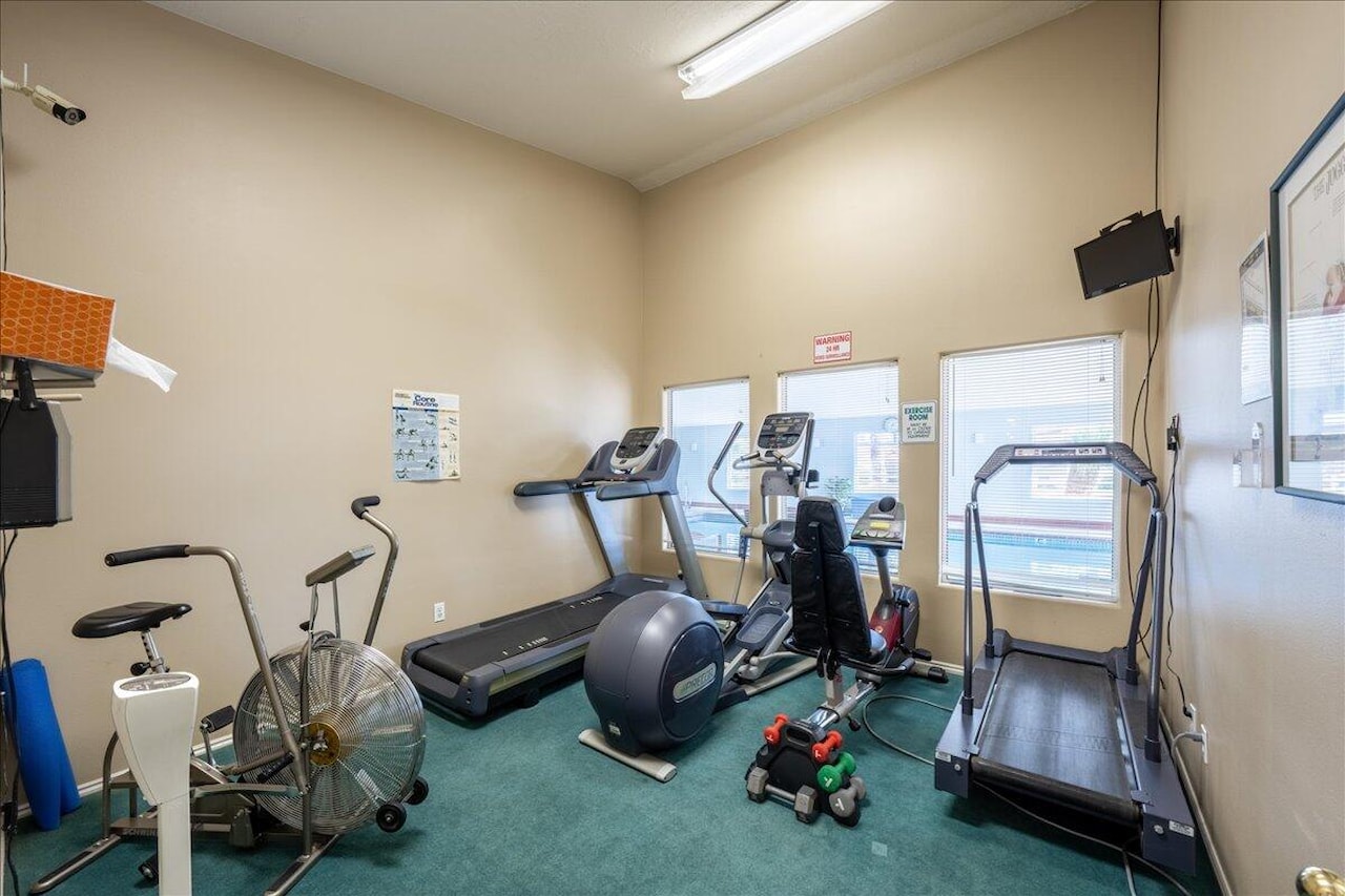 443 E Majestic DR Ivins, UT 84738 home for sale, MLS#26-267792 - Erika Rogers Photo 45