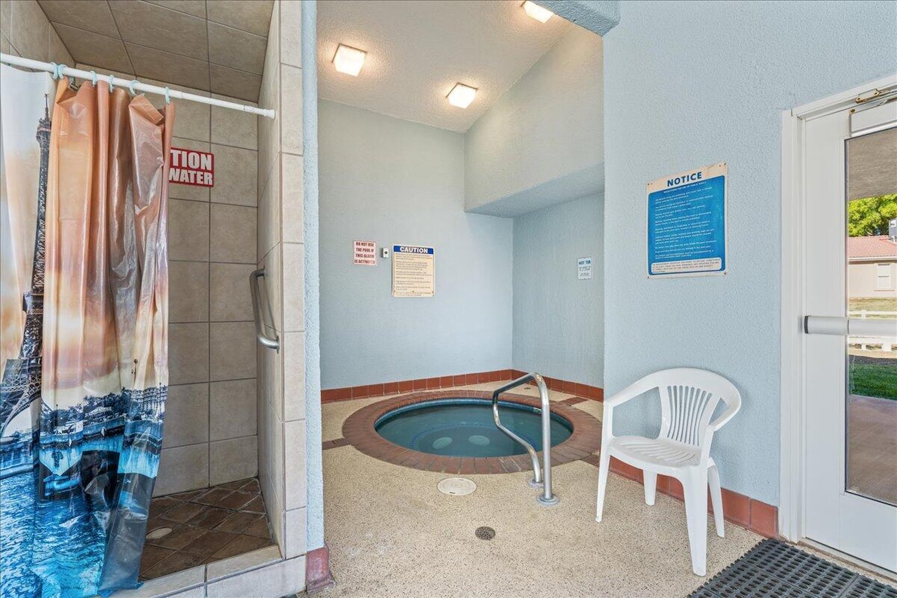 443 E Majestic DR Ivins, UT 84738 home for sale, MLS#26-267792 - Erika Rogers Photo 51