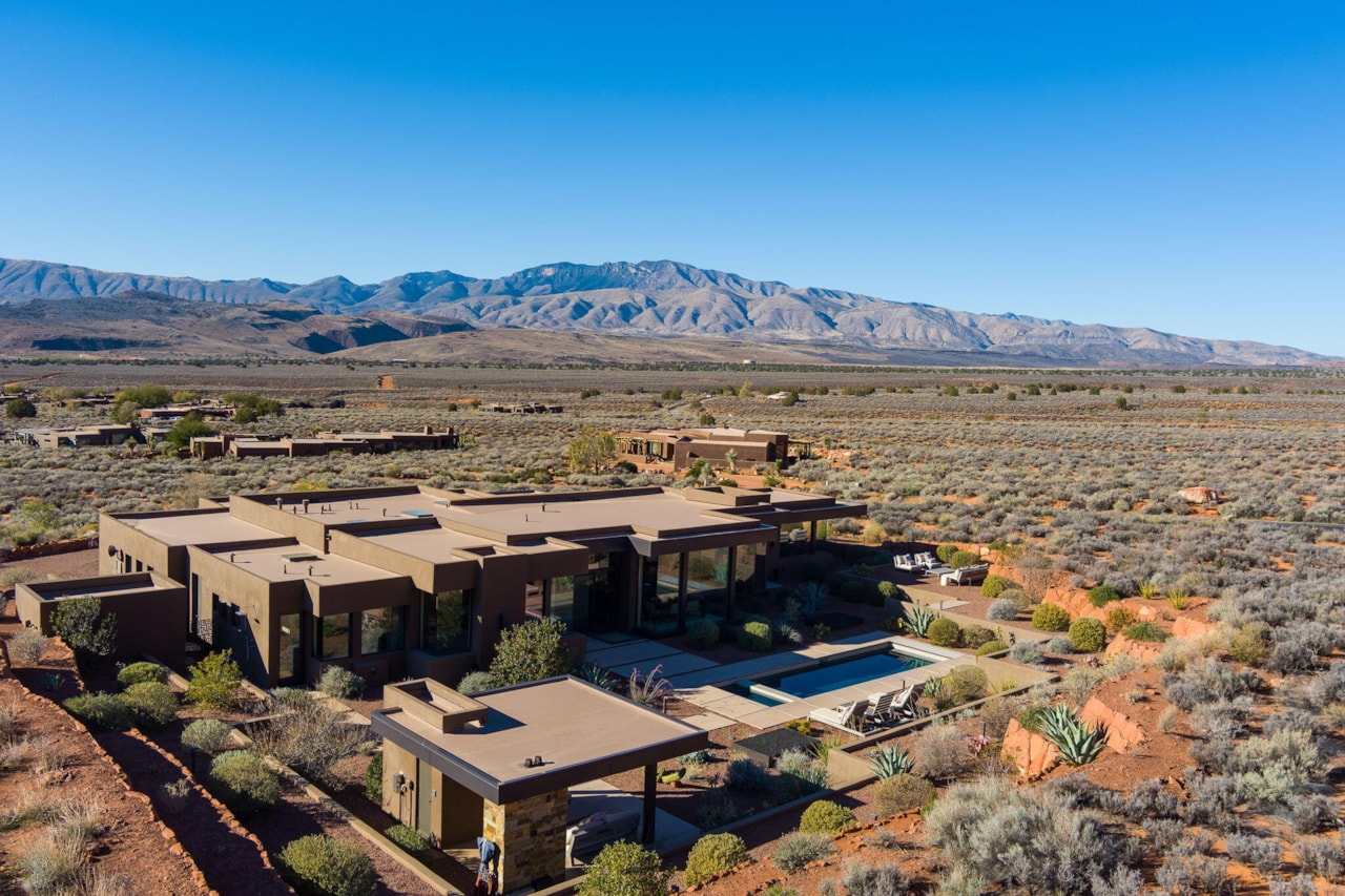 1748 Cochise Way Ivins, UT 84738 home for sale, MLS#26-267791 - Erika Rogers Photo 35