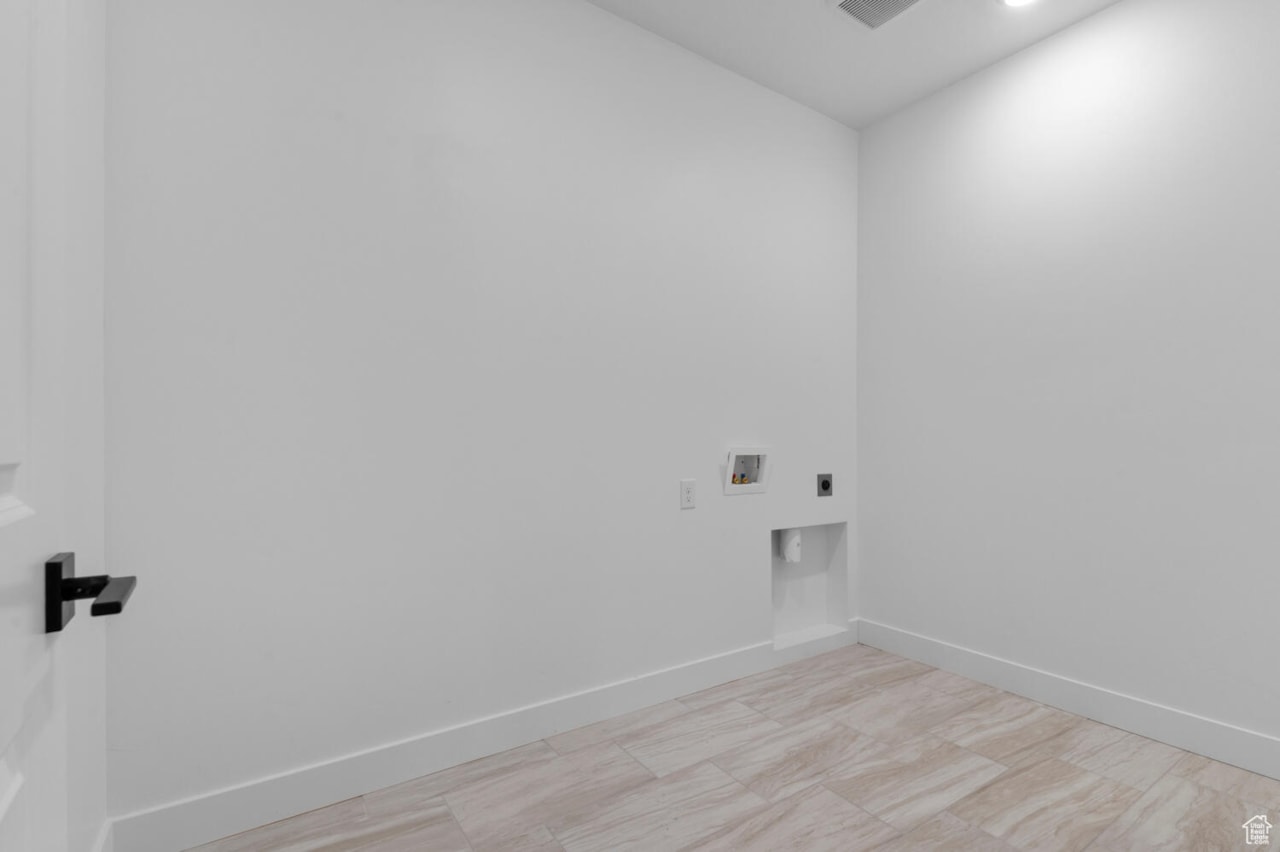 369 Firerock Way Way #101 Hurricane, UT 84737 home for sale, MLS#25-267350 - Erika Rogers Photo 15