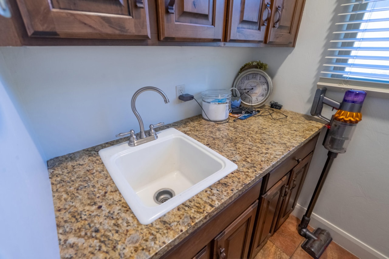 2246 W Sonoma LN St George, UT 84770 home for sale, MLS#25-267727 - Erika Rogers Photo 30