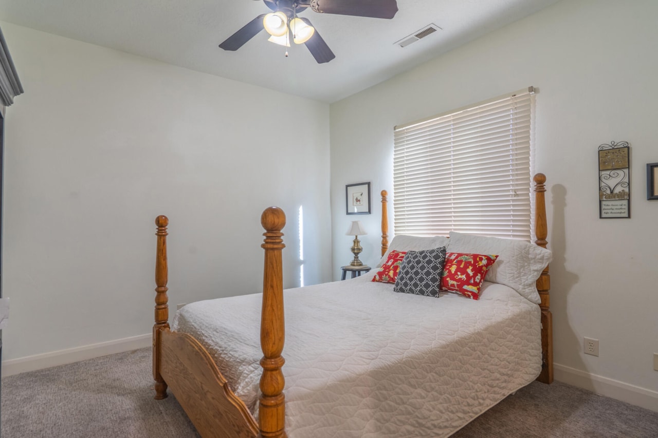 2246 W Sonoma LN St George, UT 84770 home for sale, MLS#25-267727 - Erika Rogers Photo 50