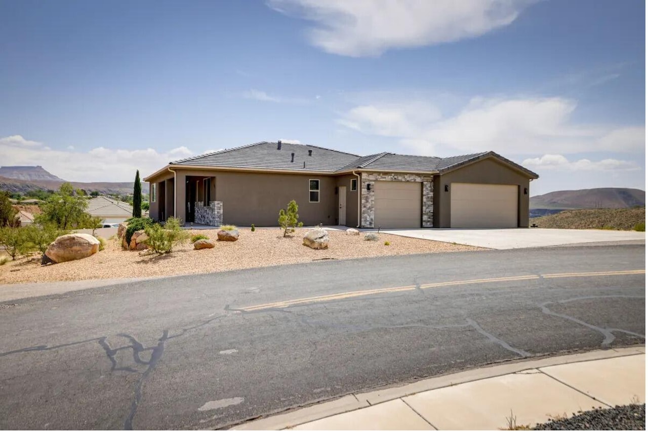 W 217 W Terrace Cir CIR Toquerville, UT 84774 home for sale, MLS#26-267798 - Erika Rogers