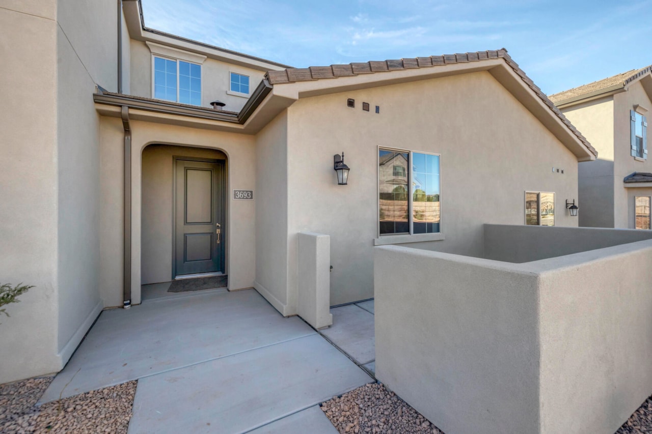 3693 S Brisbane CT St George, UT 84790 home for sale, MLS#26-267799 - Erika Rogers