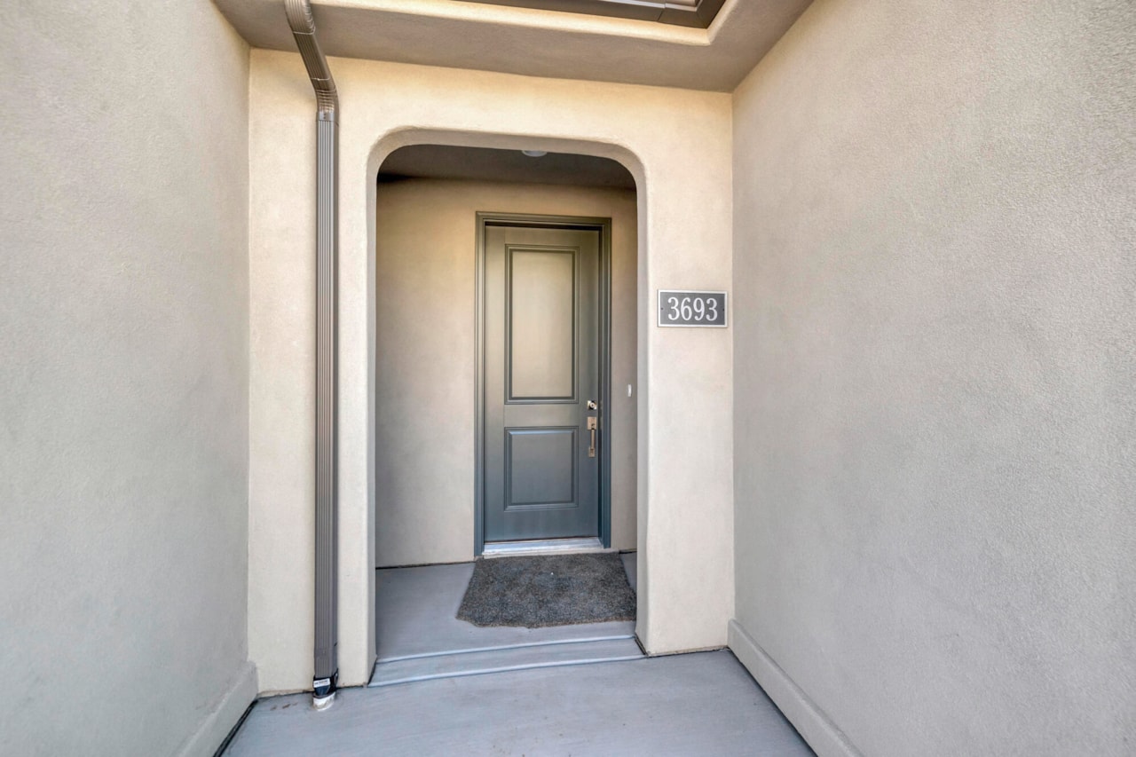 3693 S Brisbane CT St George, UT 84790 home for sale, MLS#26-267799 - Erika Rogers Photo 3