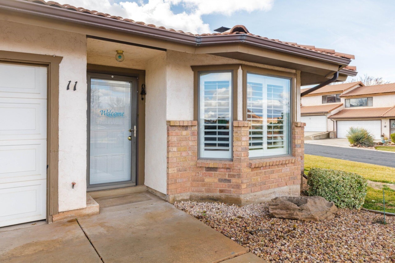 1050 E Brigham RD #11 St George, UT 84790 home for sale, MLS#26-267783 - Erika Rogers Photo 8