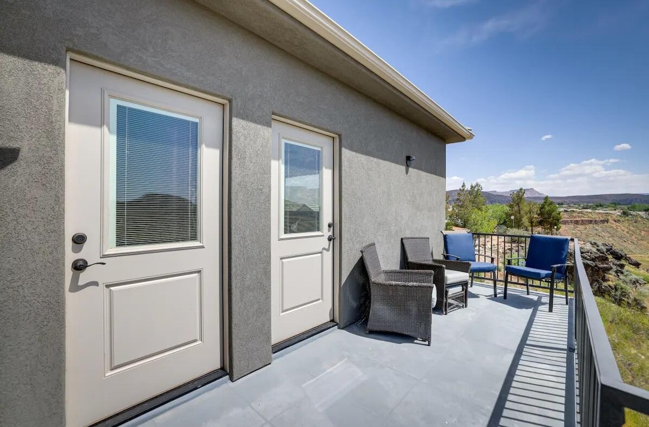 W 217 W Terrace Cir CIR Toquerville, UT 84774 home for sale, MLS#26-267798 - Erika Rogers Photo 12