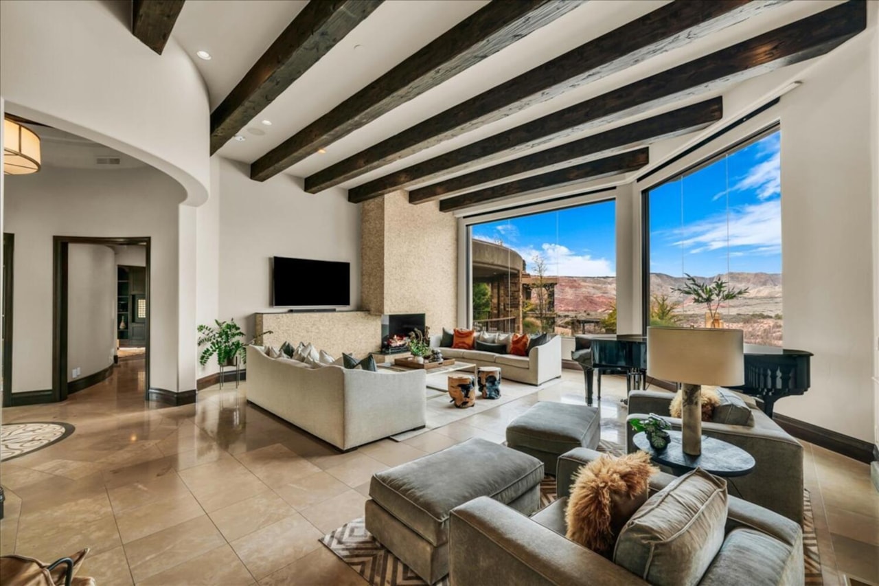 2196 W Long Sky DR St George, UT 84770 home for sale, MLS#26-267797 - Erika Rogers Photo 13