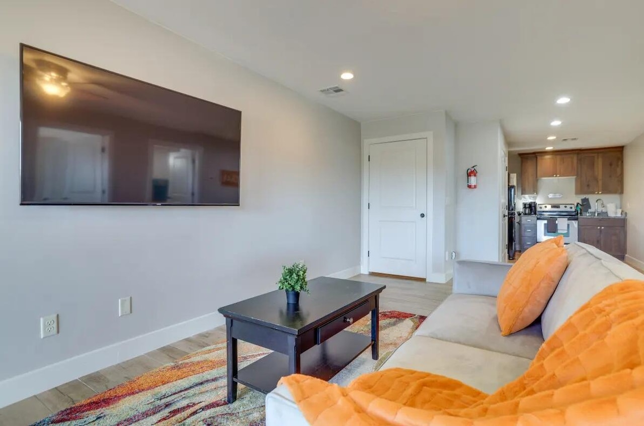 W 217 W Terrace Cir CIR Toquerville, UT 84774 home for sale, MLS#26-267798 - Erika Rogers Photo 14