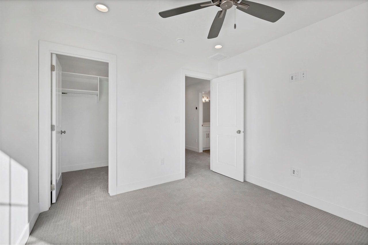 3693 S Brisbane CT St George, UT 84790 home for sale, MLS#26-267799 - Erika Rogers Photo 16