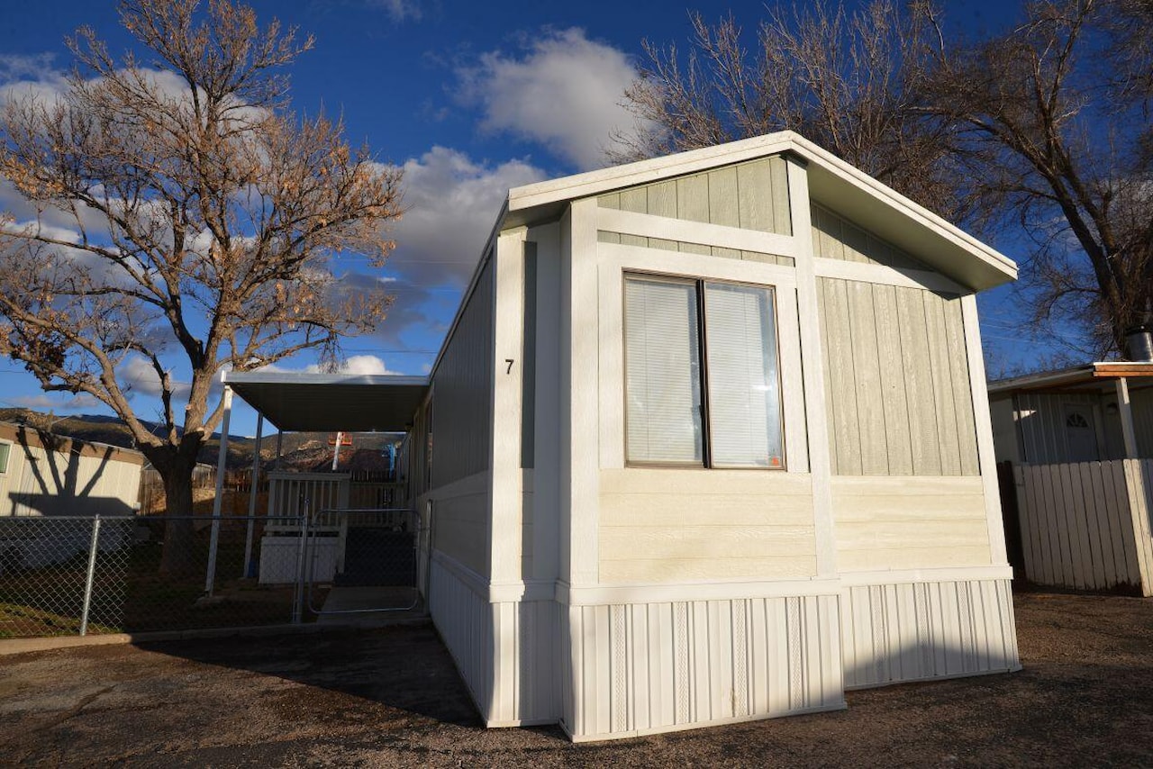 465 N 800 W Unit 7 Cedar City, UT 84721 home for sale, MLS#26-267796 - Erika Rogers Photo 23