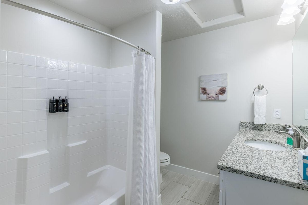 4845 N Fishers Island Way St George, UT 84770 home for sale, MLS#26-267802 - Erika Rogers Photo 12