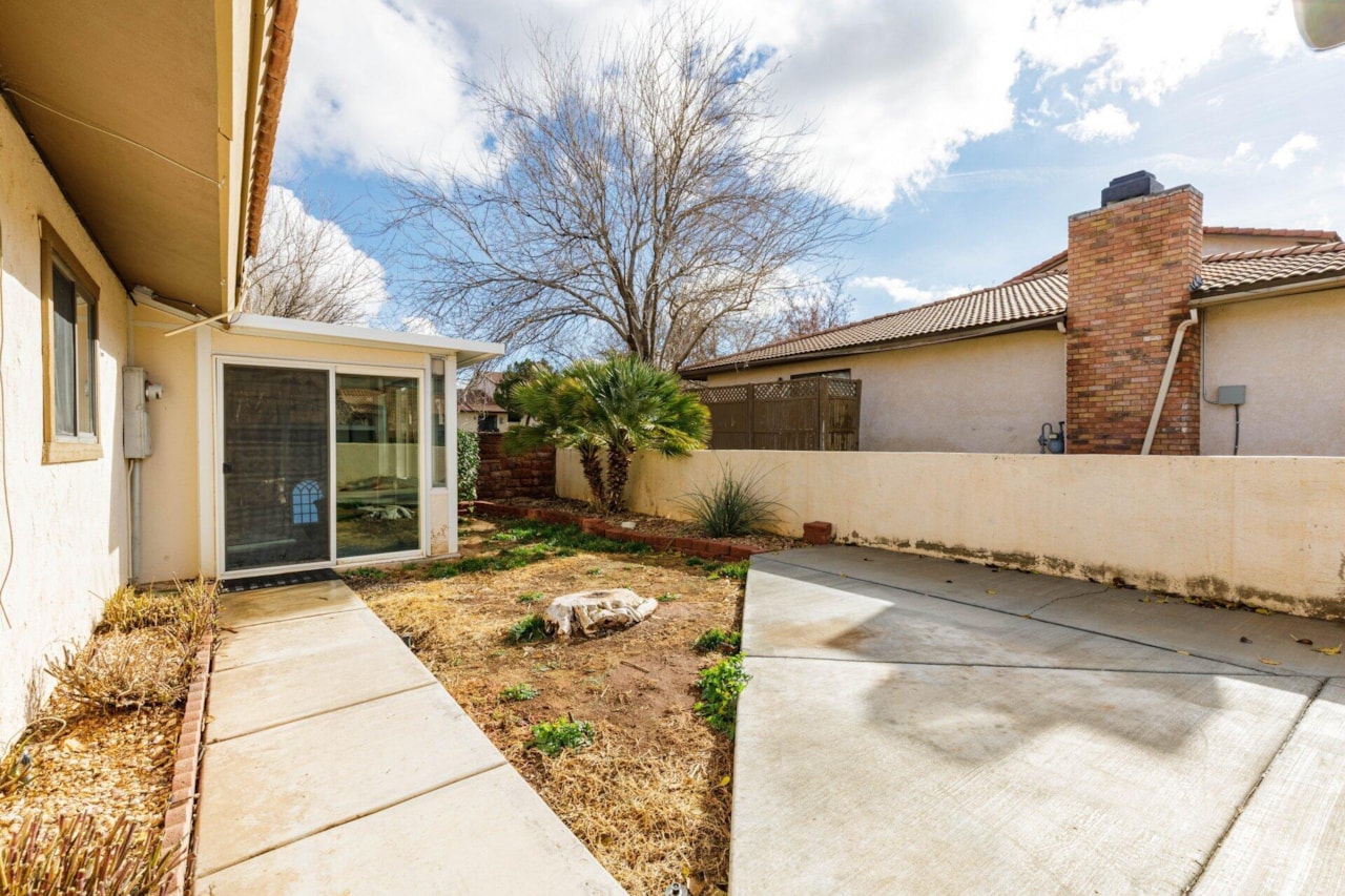 1050 E Brigham RD #11 St George, UT 84790 home for sale, MLS#26-267783 - Erika Rogers Photo 32