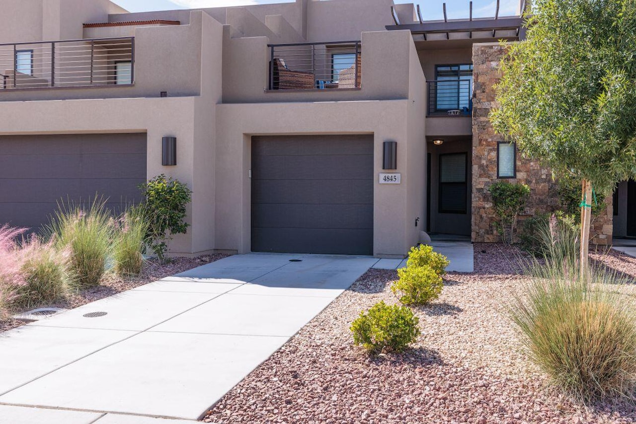 4845 N Fishers Island Way St George, UT 84770 home for sale, MLS#26-267802 - Erika Rogers Photo 36