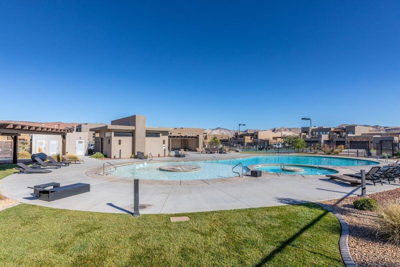 4845 N Fishers Island Way St George, UT 84770 home for sale, MLS#26-267802 - Erika Rogers Photo 40